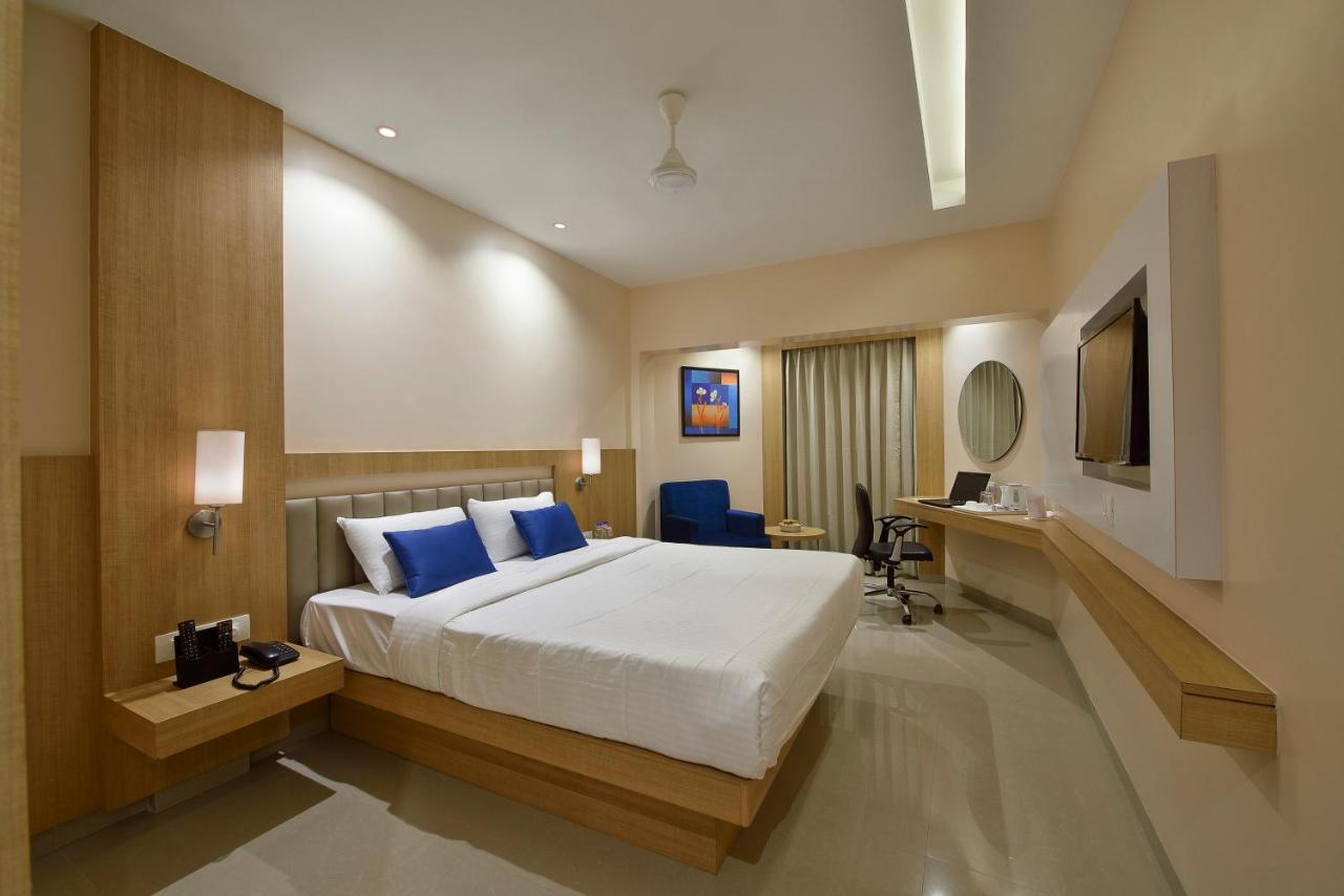 The Eastern Hotel Ankleshwar Exterior foto